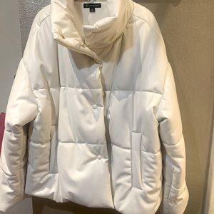New INC Puffer Jacket women’s cream size XL ..